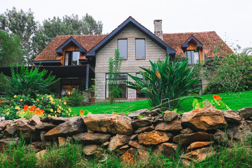 3 Bed Villa with En Suite at Mushroom Gardens