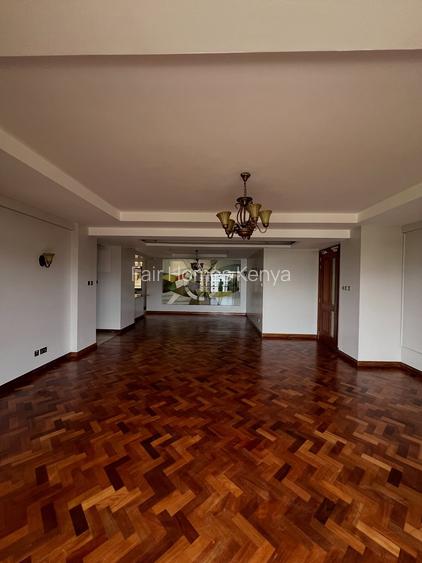 4 Bed Apartment with En Suite at Riverside Drive