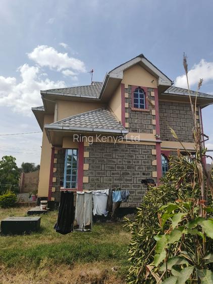 4 Bed House with Garden in Kamulu