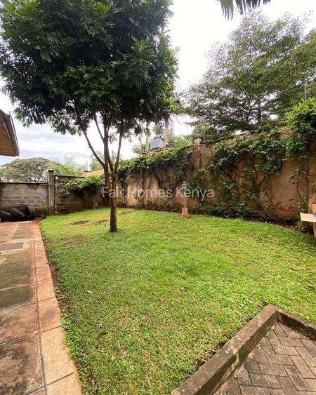 5 Bed Townhouse with En Suite at Convent Drive