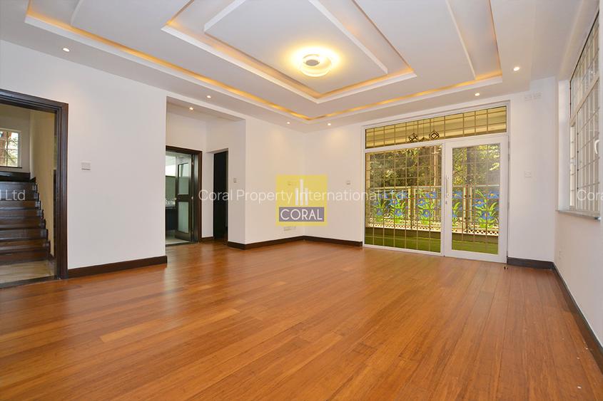 4 Bed Townhouse with Garden in Spring Valley