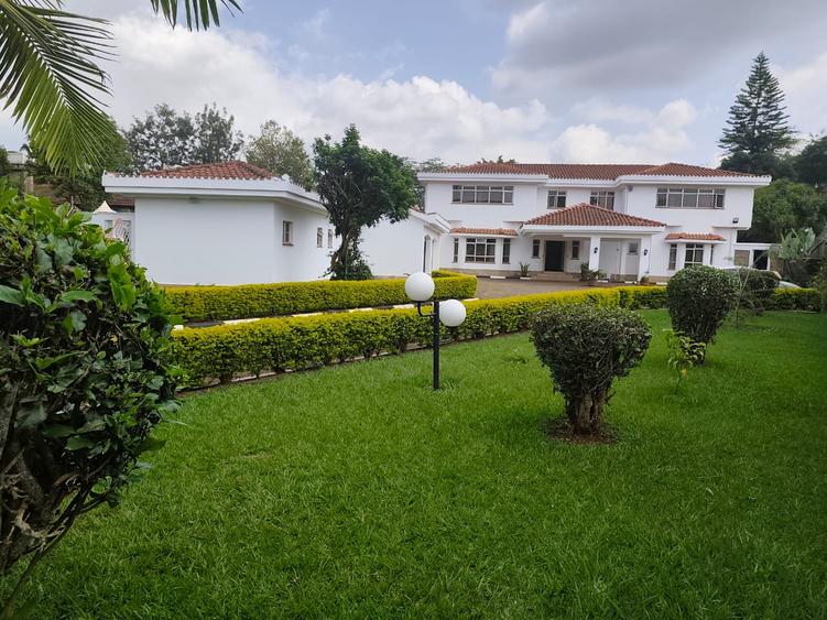 5 Bed House with Swimming Pool in Runda 5 Bed House with Swimming Pool in Runda