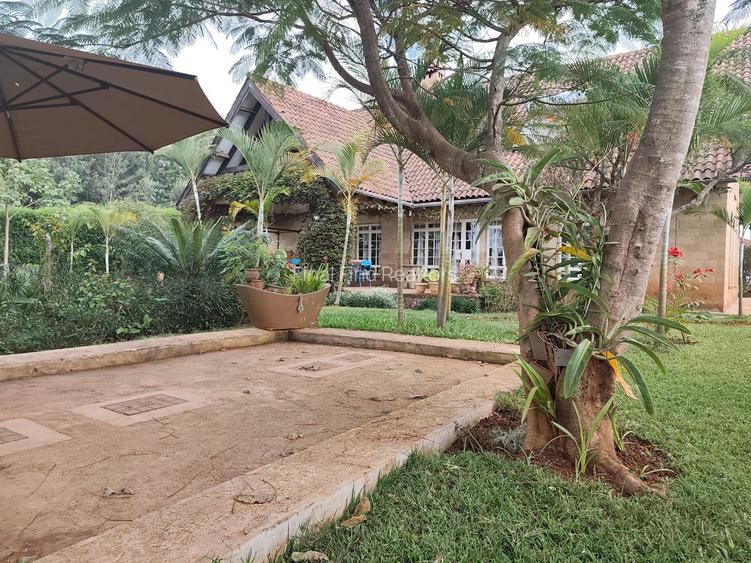 5 Bed House with Garden in Runda