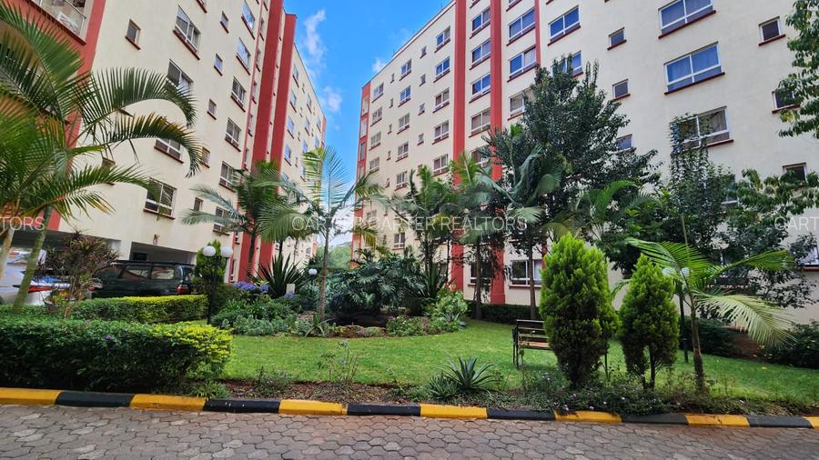 Serviced 3 Bed Apartment with En Suite in Riverside