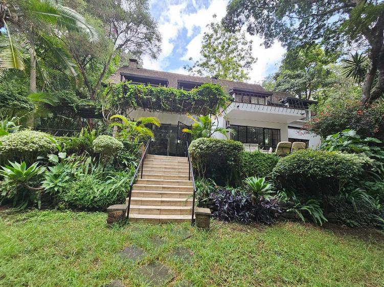 4 Bed House with En Suite in Muthaiga
