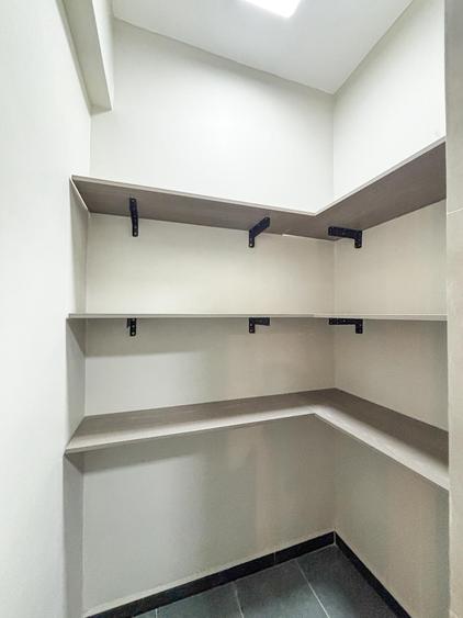 4 Bed Apartment with En Suite in Kileleshwa - Več