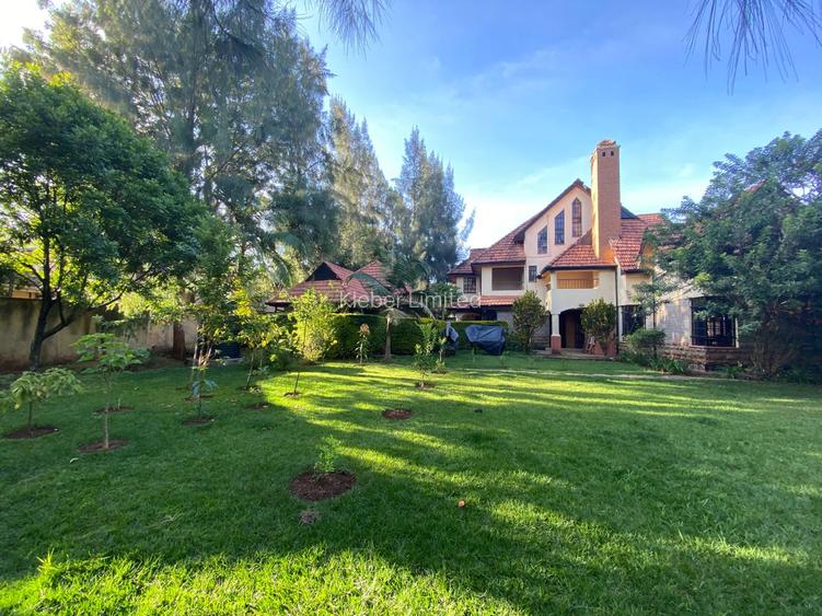 5 Bed House with En Suite at Runda