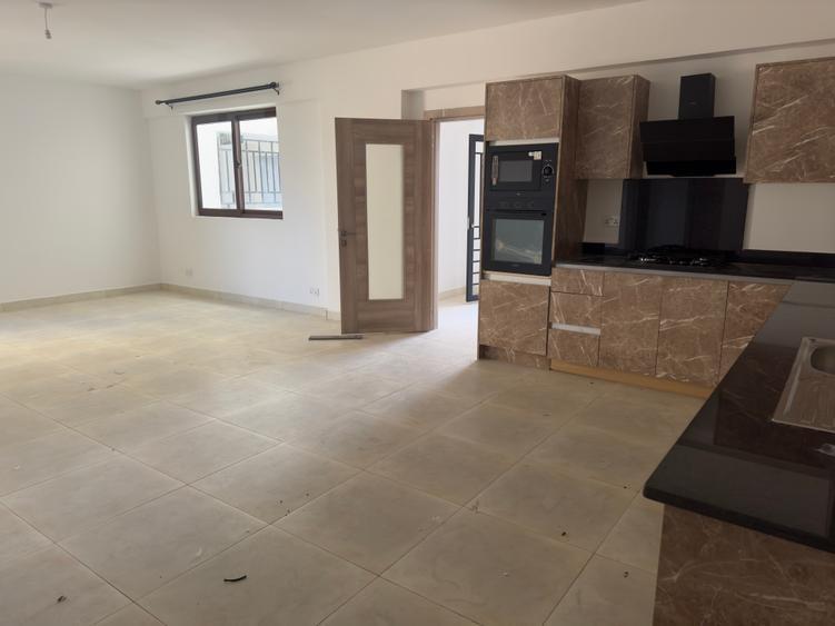 2 bed apartment with en suite in westlands area