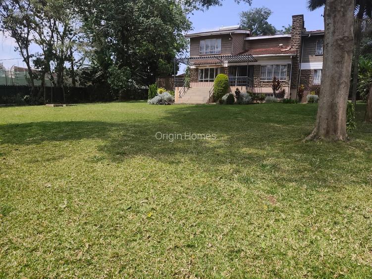 4 Bed House with En Suite at Runda