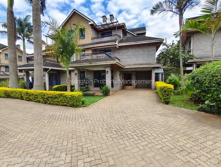 5 Bed Townhouse with En Suite at Lavington