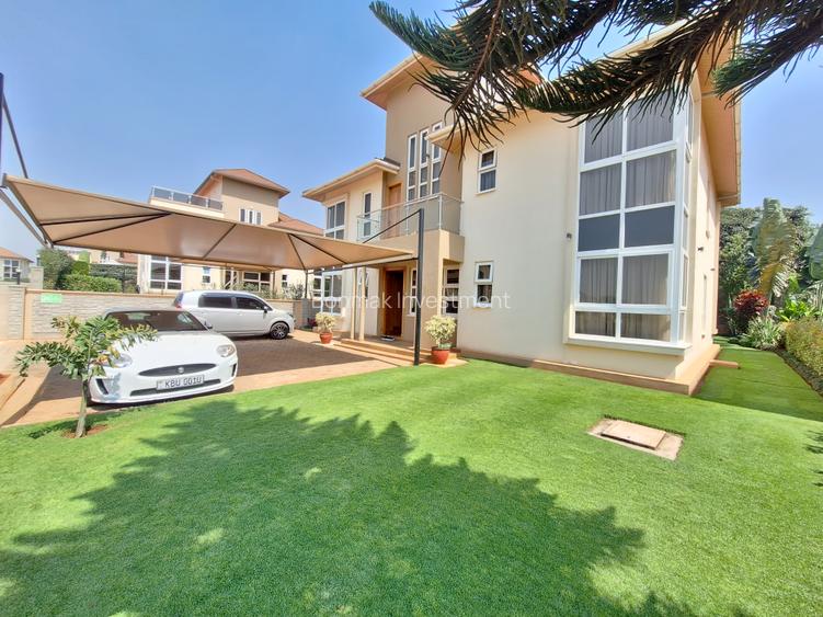 4 Bed Townhouse with En Suite at New Runda