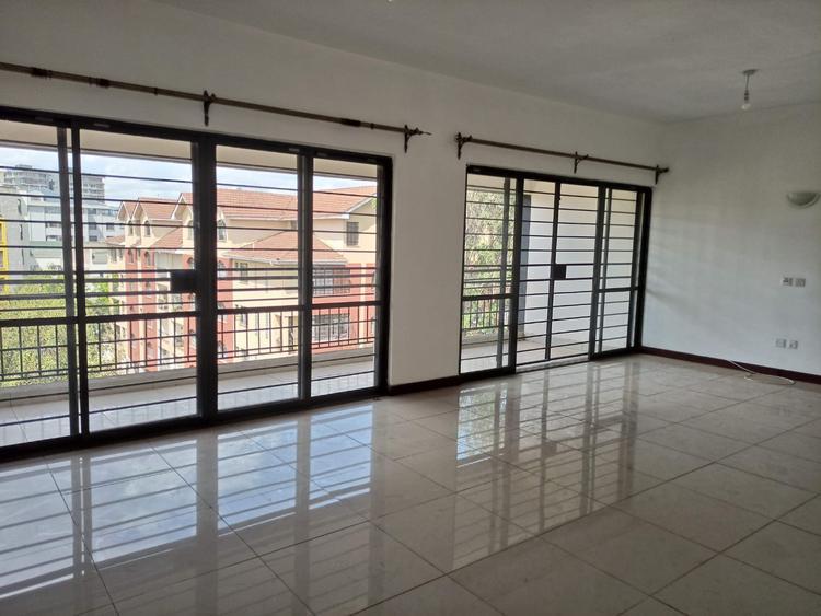 3 Bed Apartment with En Suite at Rhapta Rd