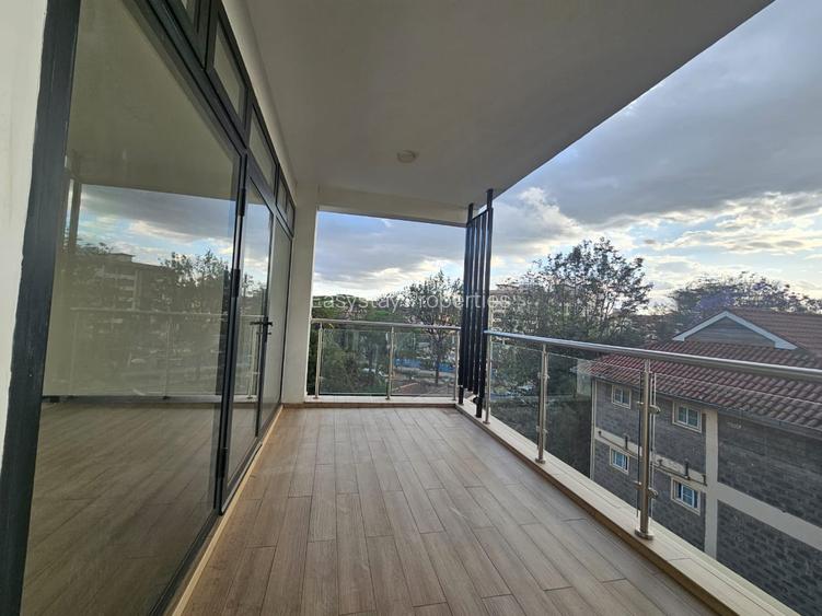 2 Bed Apartment with En Suite in Lavington