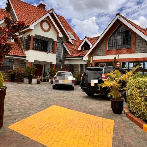 6 bed house with en suite in kitengela