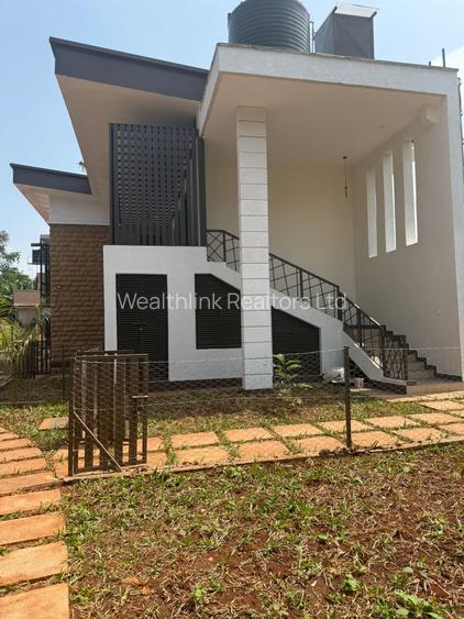 2 Bed Townhouse with En Suite at Ridgeways