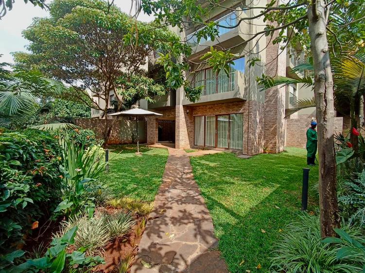 5 Bed Townhouse with En Suite at Lavington