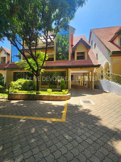 4 Bed Townhouse with En Suite in Lavington