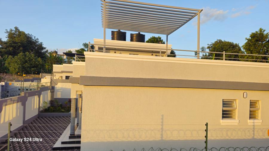 4 Bed House with En Suite at Riversidedrive - Ansicht 3
