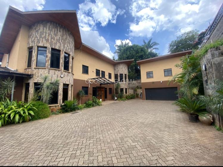 4 Bed House with En Suite at Kyuna