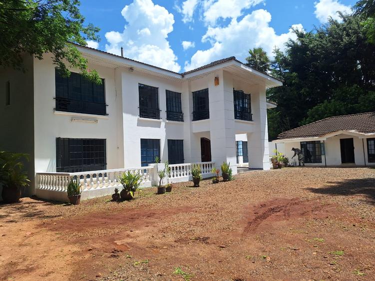 5 Bed House with Staff Quarters in Gigiri