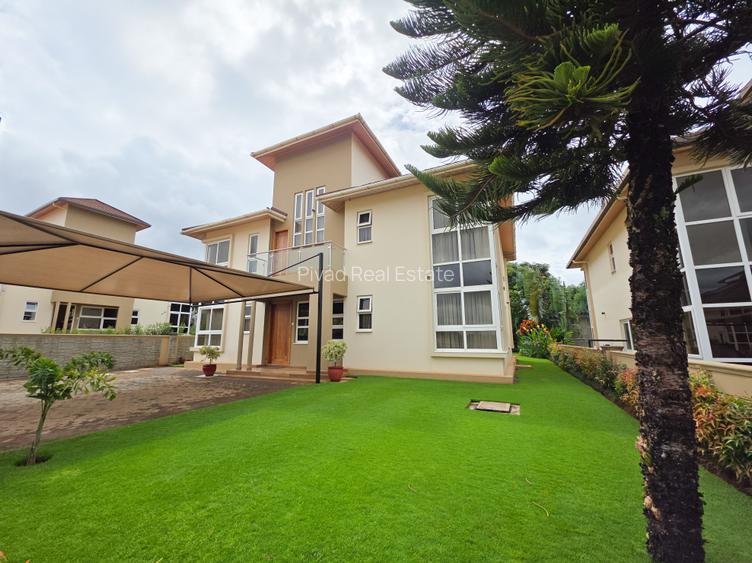 4 Bed Townhouse with Swimming Pool in Runda