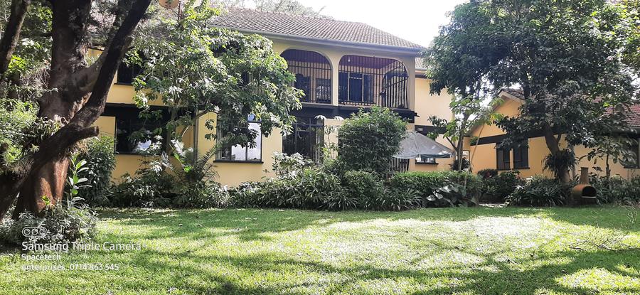 5 Bed House with Staff Quarters in Nyari