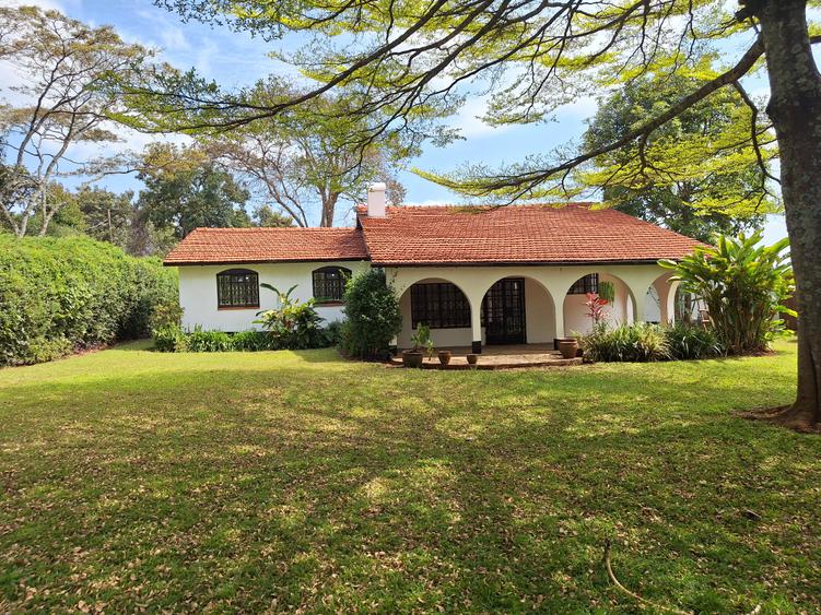 4 Bed House with En Suite in Loresho