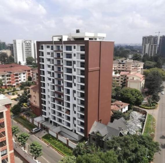 Serviced Studio Apartment with En Suite at Othaya Road