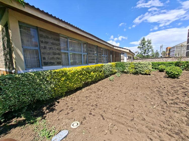 0.25 ac Land at London