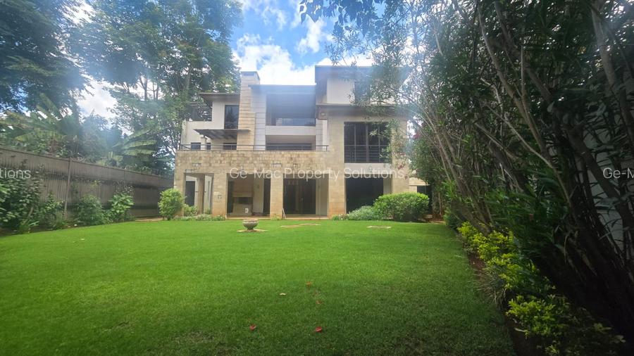 5 Bed House with En Suite in Lavington