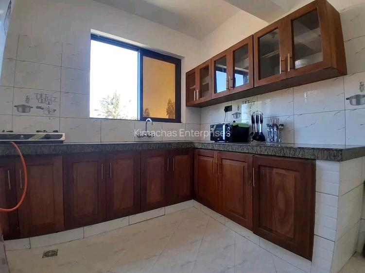 Furnished 2 Bed Apartment with En Suite at Cement Road