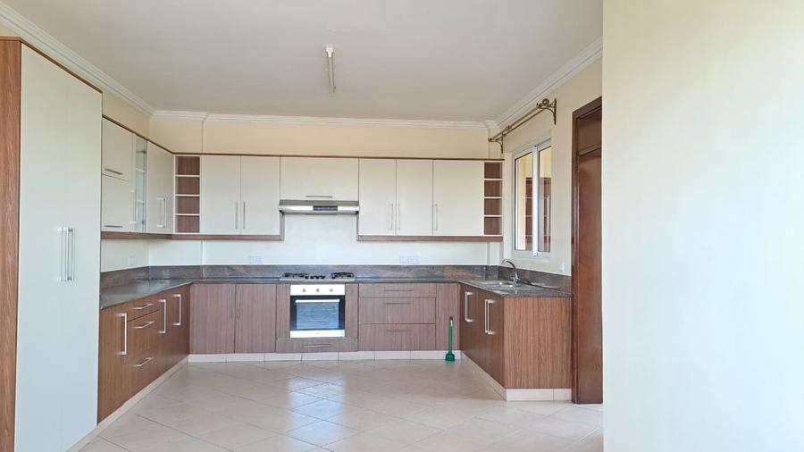 3 Bed Apartment with En Suite in General Mathenge