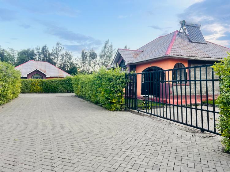 3 Bed House with En Suite at Kamulu