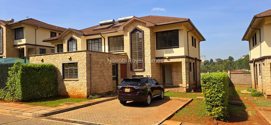 5 Bed Townhouse with En Suite at Edenville