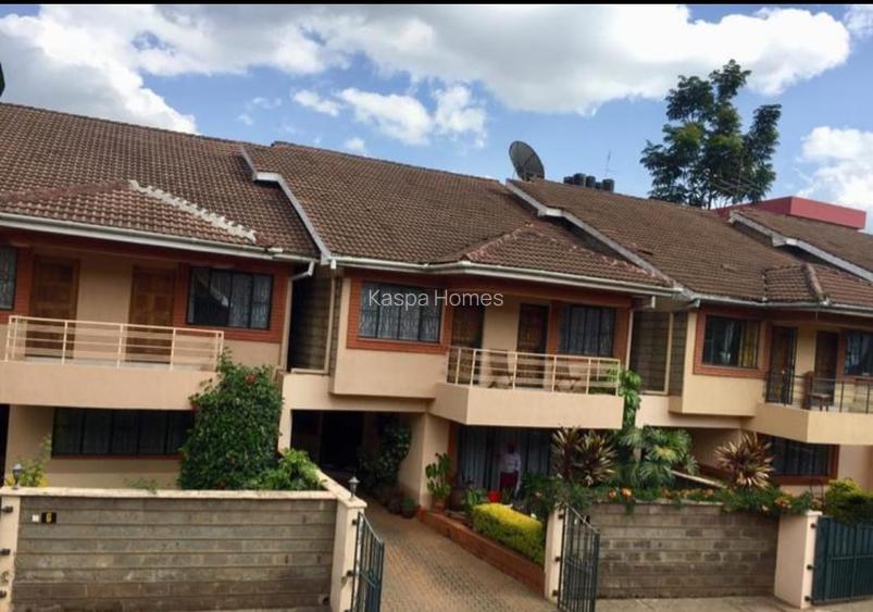 5 Bed Villa with En Suite in Lavington