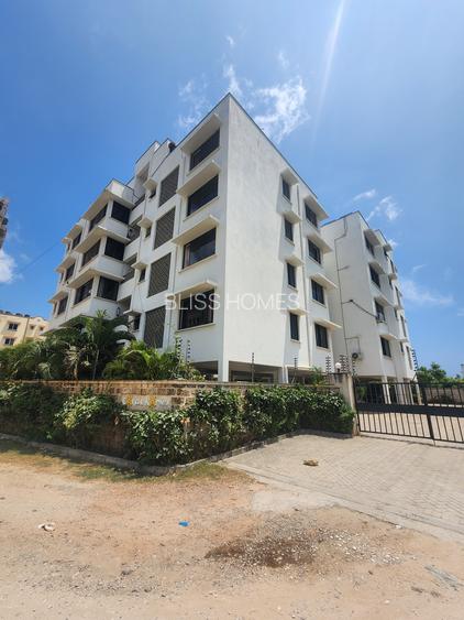 2 Bed Apartment with Borehole at Quick Mart Links Road