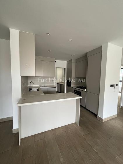 3 Bed Apartment with En Suite at Riverside Drive