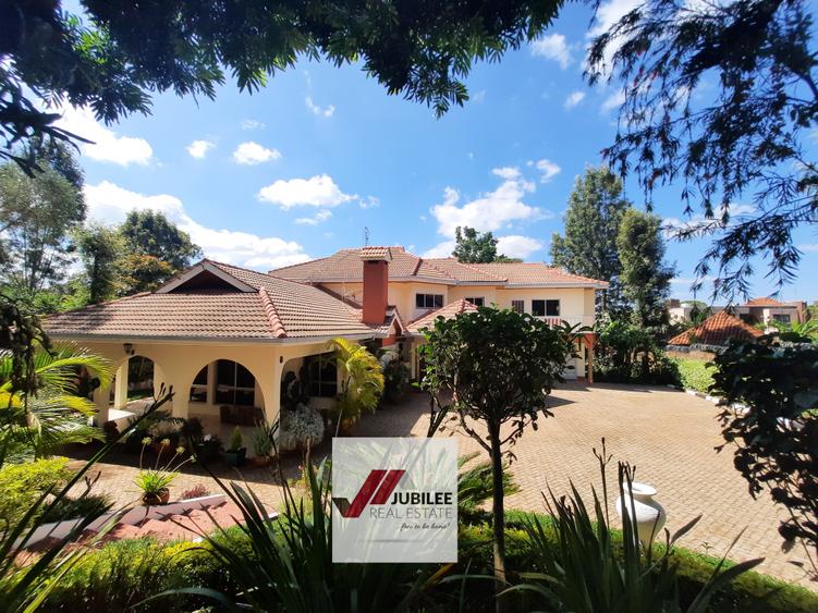 4 Bed House with En Suite in Nyari 4 Bed House with En Suite in Nyari