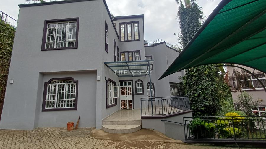 4 Bed Apartment in Spring Valley