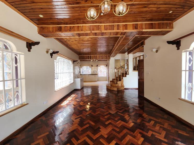 4 Bed House with En Suite in Spring Valley