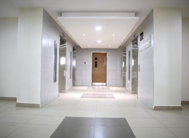 797 ft² Commercial Property with Service Charge Included at Upperhill Area