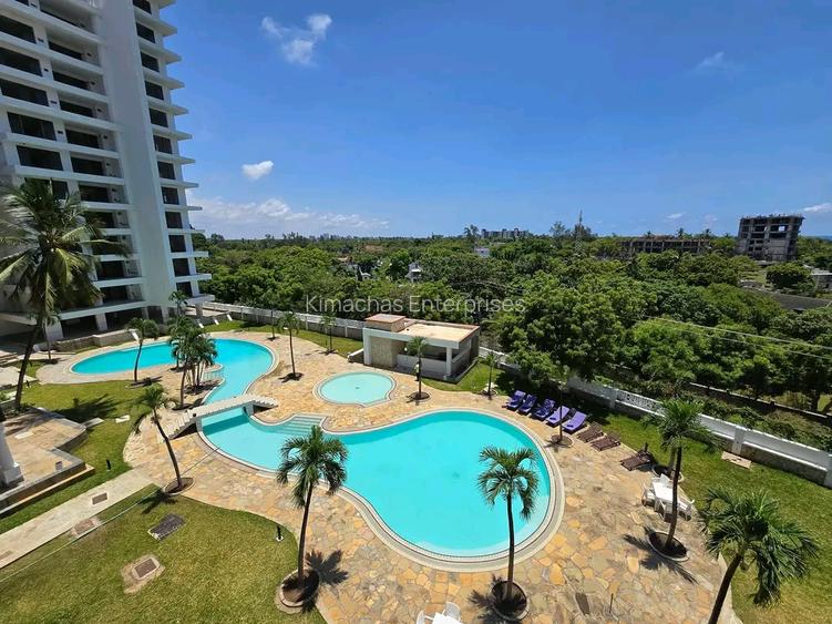 3 Bed Apartment with En Suite at Green Wood Drive