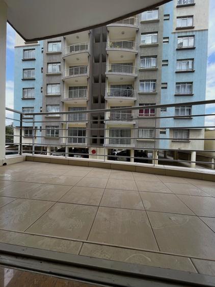 2 Bed Apartment with En Suite at Othaya Road - Aanzicht 3