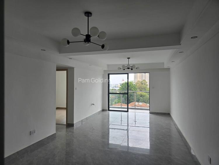 2 Bed Apartment with En Suite in Rhapta Road