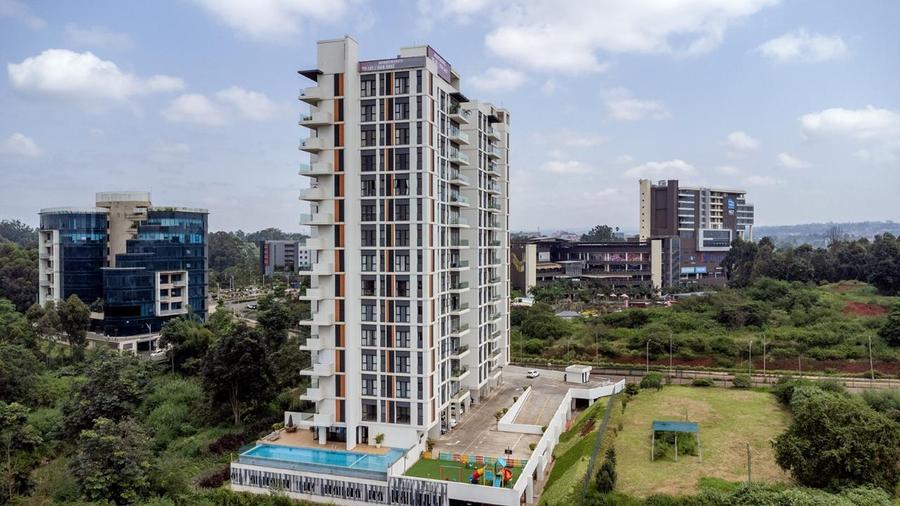 3 Bed Apartment with En Suite in Rosslyn