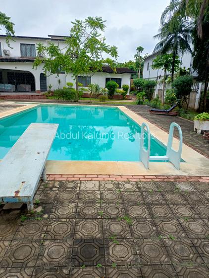 7 Bed Villa with En Suite at Nyali