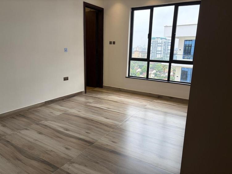 2 Bed Apartment at Brookside Close - Widok 6