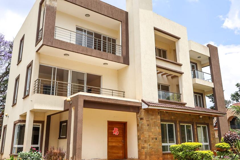 5 Bed Townhouse with En Suite at Lavington