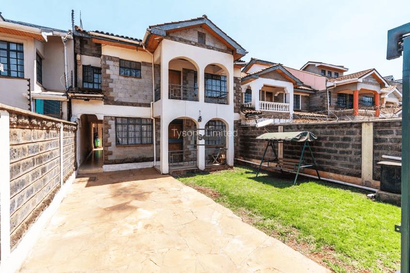 5 Bed House with En Suite in Langata