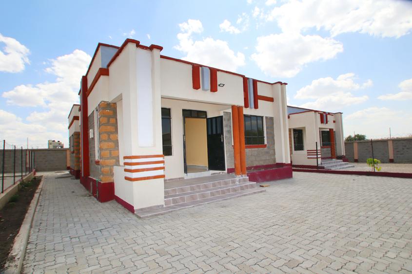 3 Bed House with En Suite at Acacia Area 3 Bed House with En Suite at Acacia Area